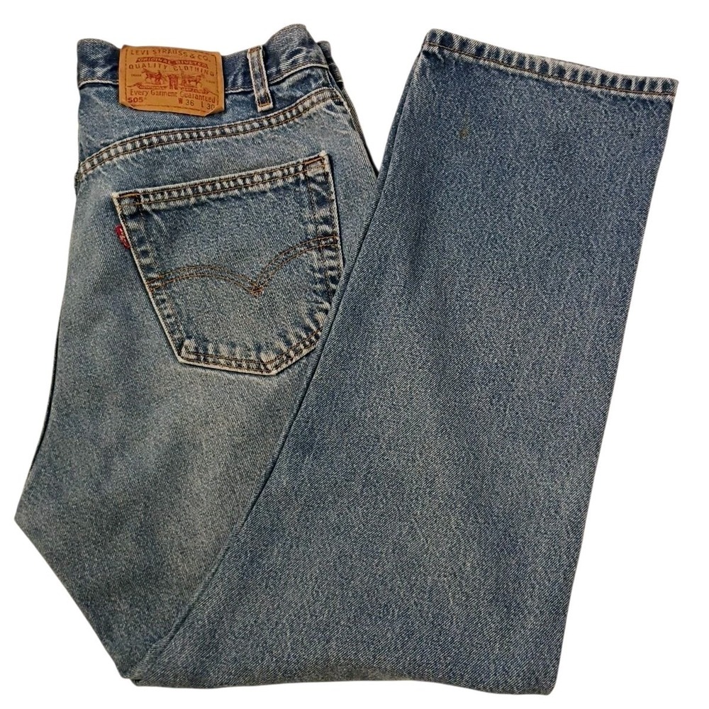 Vintage Levis 505 Jeans Size 36x30(29) Light Fade Blue USA Made 2000 Regular Fit